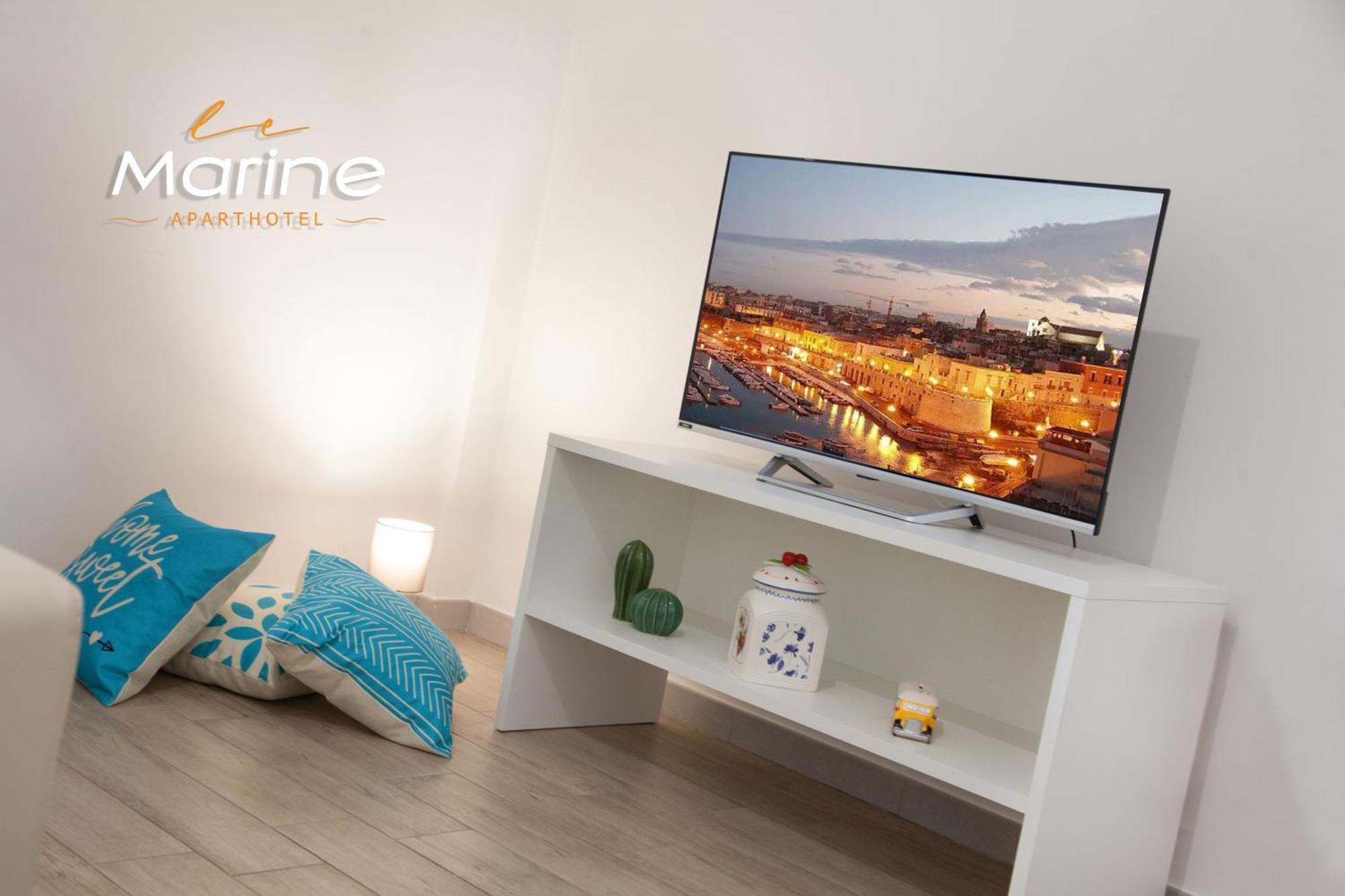 Aparthotel Le Marine Bisceglie Buitenkant foto